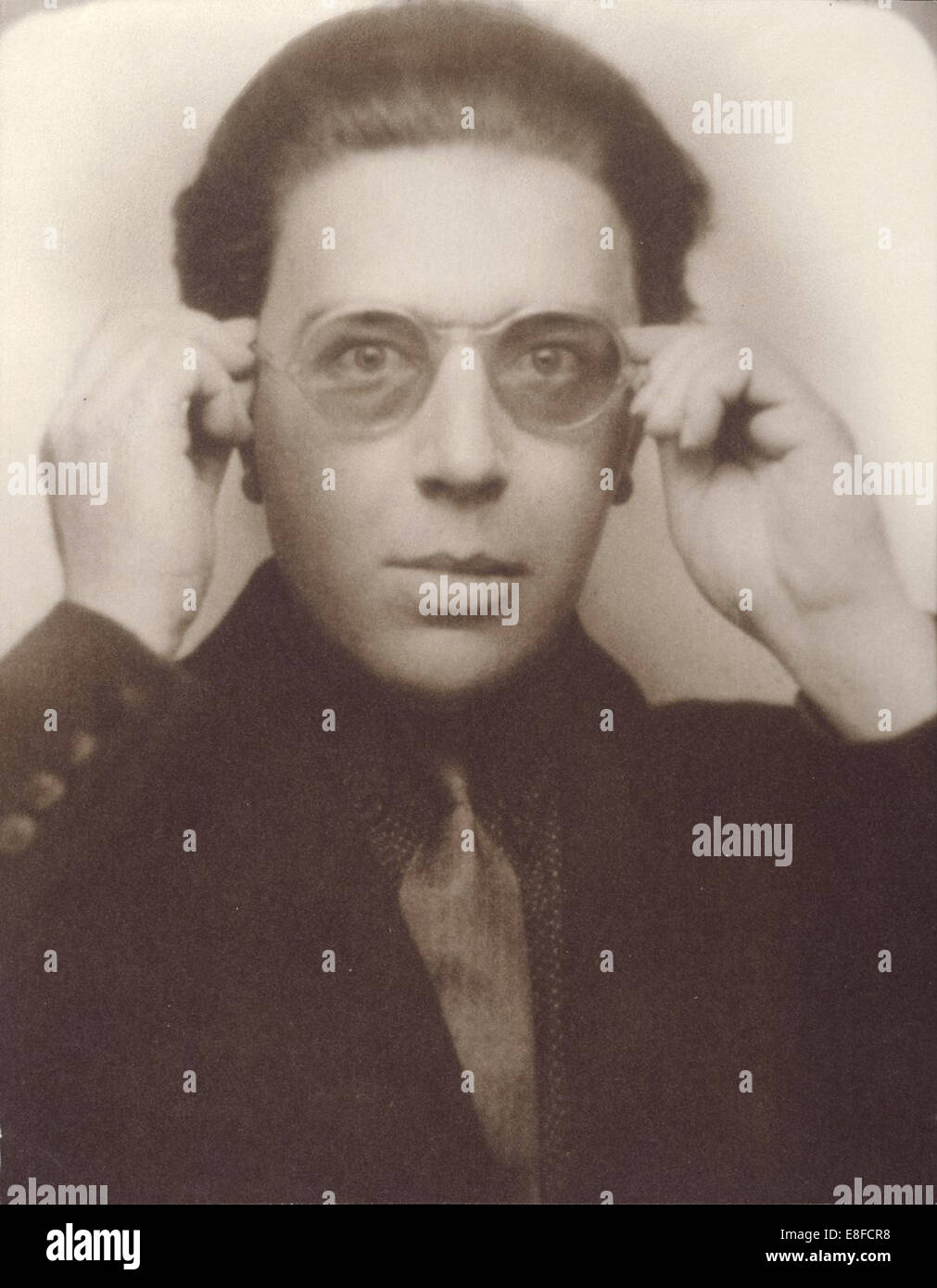 André Breton mit Brille. Künstler: anonym Stockfoto