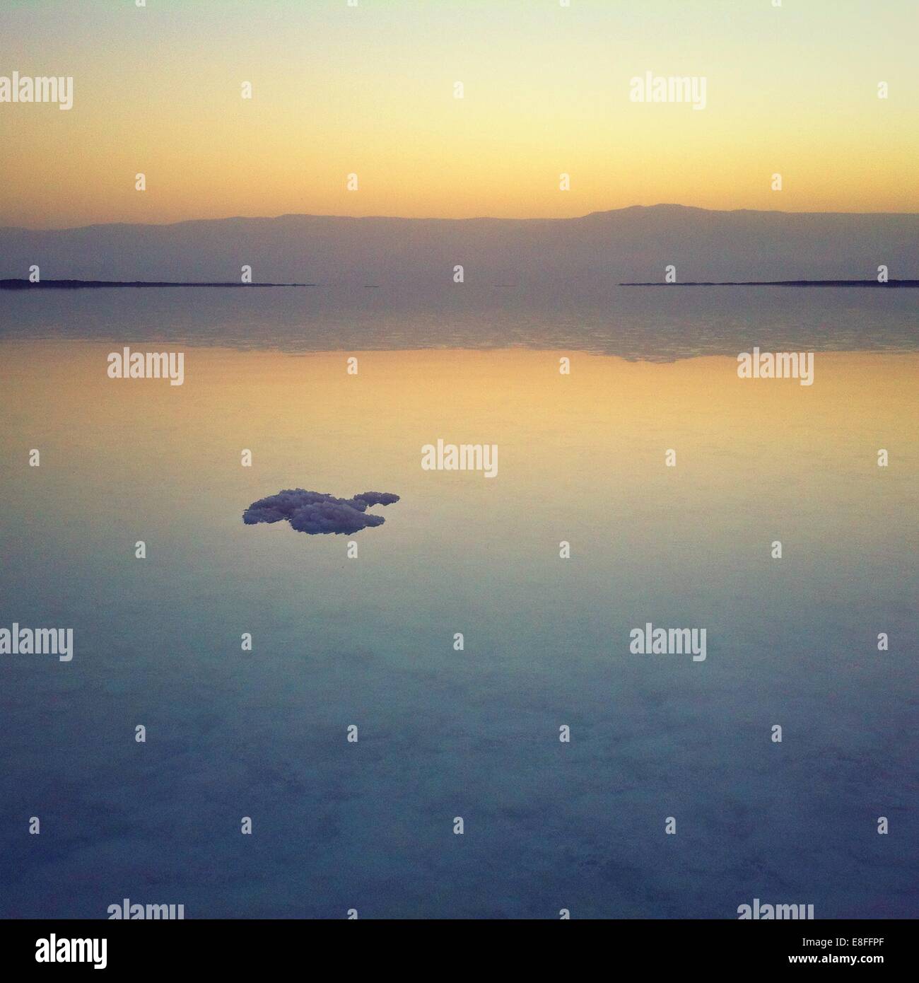 Sonnenaufgang über dem Toten Meer, Israel Stockfoto