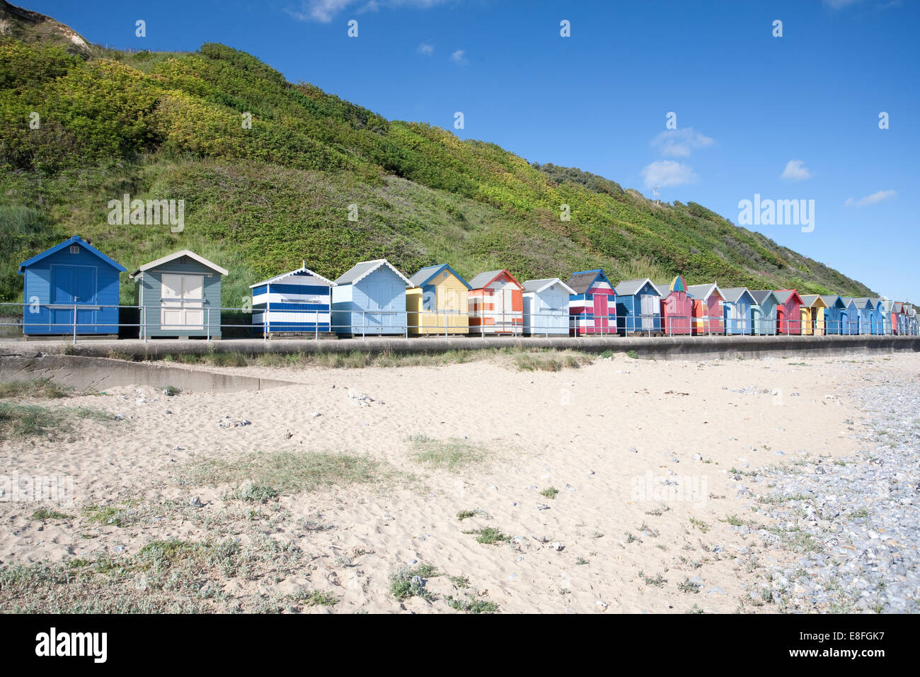 UK, Norfolk, Cromer, bunten Strandhäuschen Stockfoto