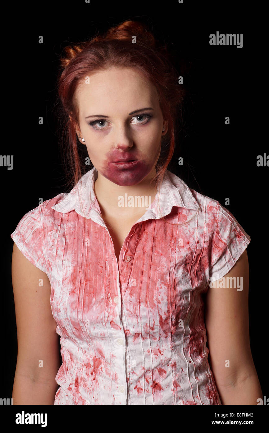 weibliche Zombie mit Blut splatter Stockfoto