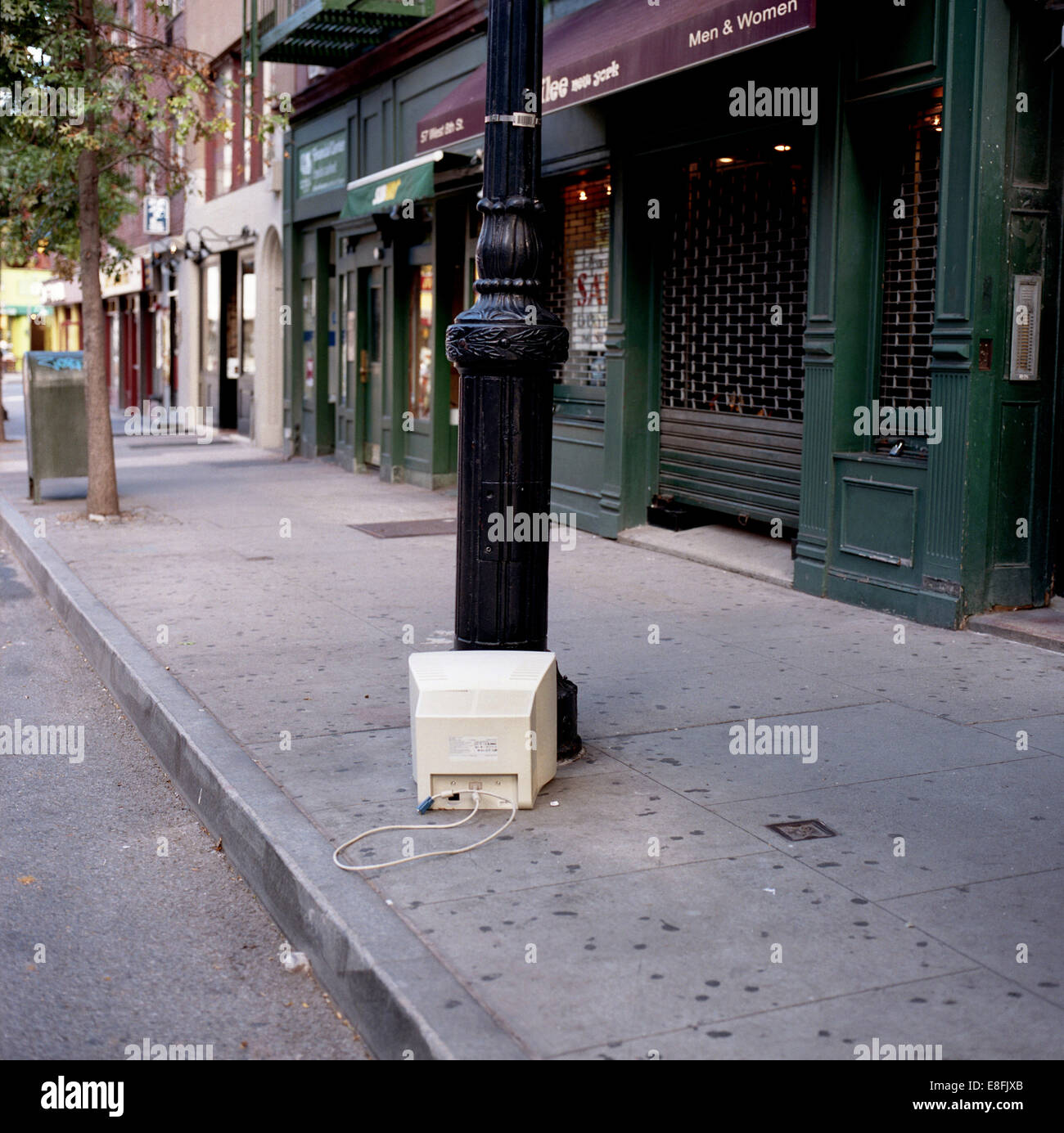 USA, New York State, New York City, alten Monitor links auf Straße Stockfoto