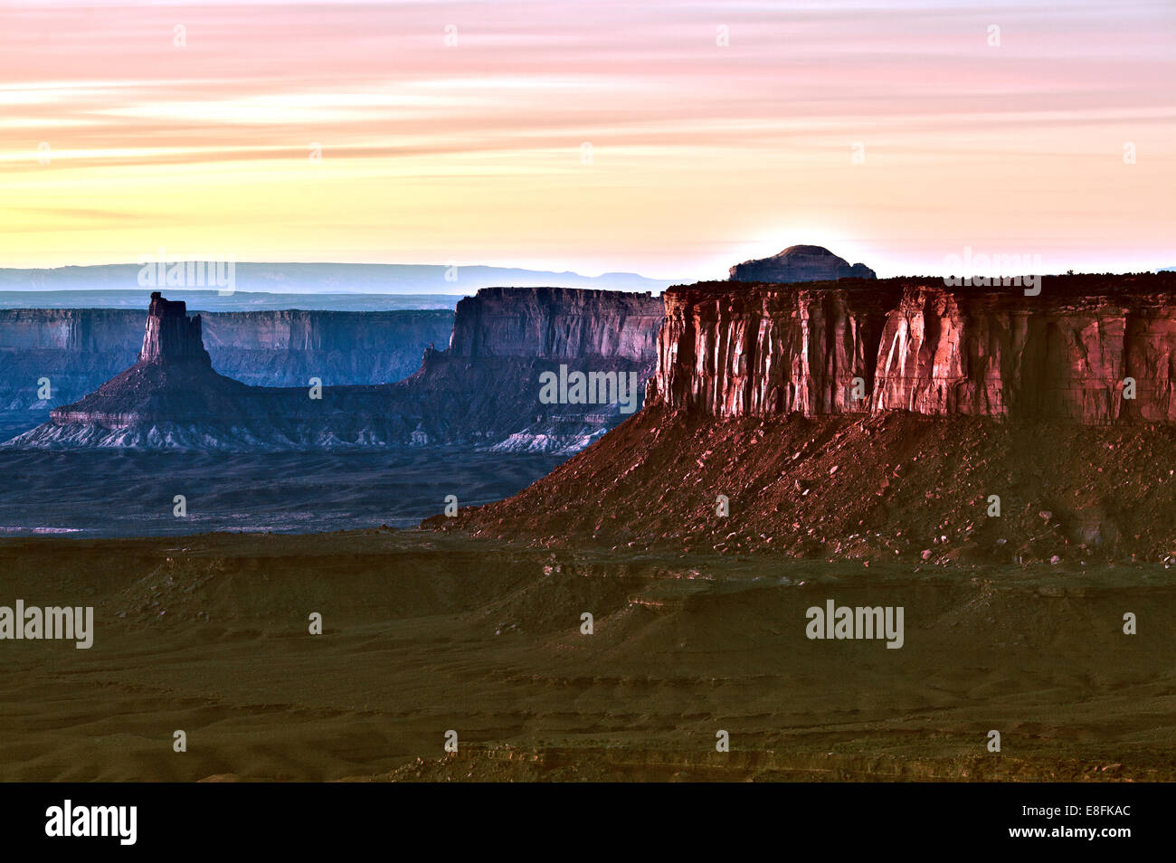 USA, Utah, San Juan, Grand View Point Road, Canyonlands National Park, Blick auf den canyon Stockfoto
