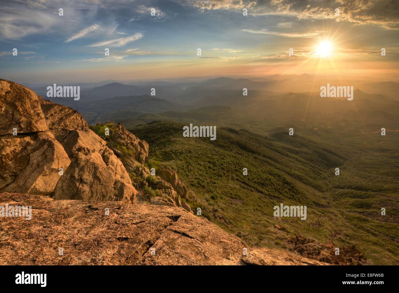 USA, California, Rancho Cuyamaca State Park, San Diego County, Sonnenuntergang von Cuyamaca Mountain Stockfoto