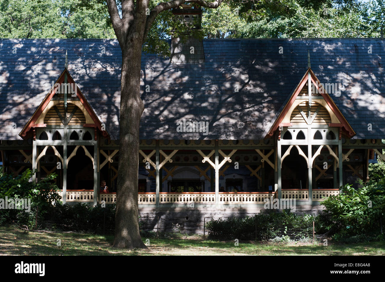 "Die Molkerei" Visitor Center & Geschenkeladen, Central Park, New York City, New York, USA. Als eines der Conservancy fünf Besucher Cen Stockfoto