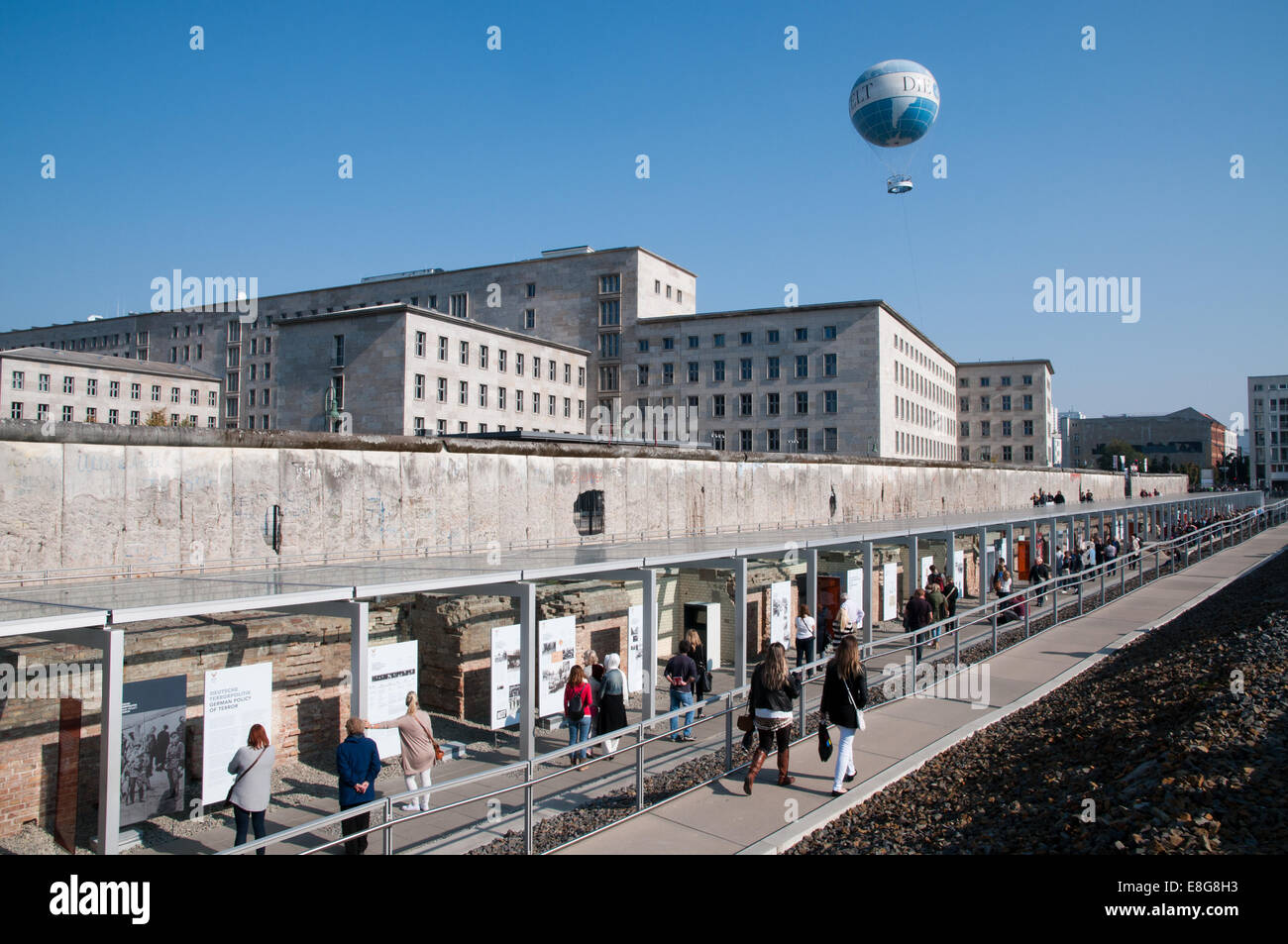 Topographie des Terrors an Stelle des ehemaligen SS- und Gestapo-Zentrale, Stretch der Berliner Mauer Stockfoto