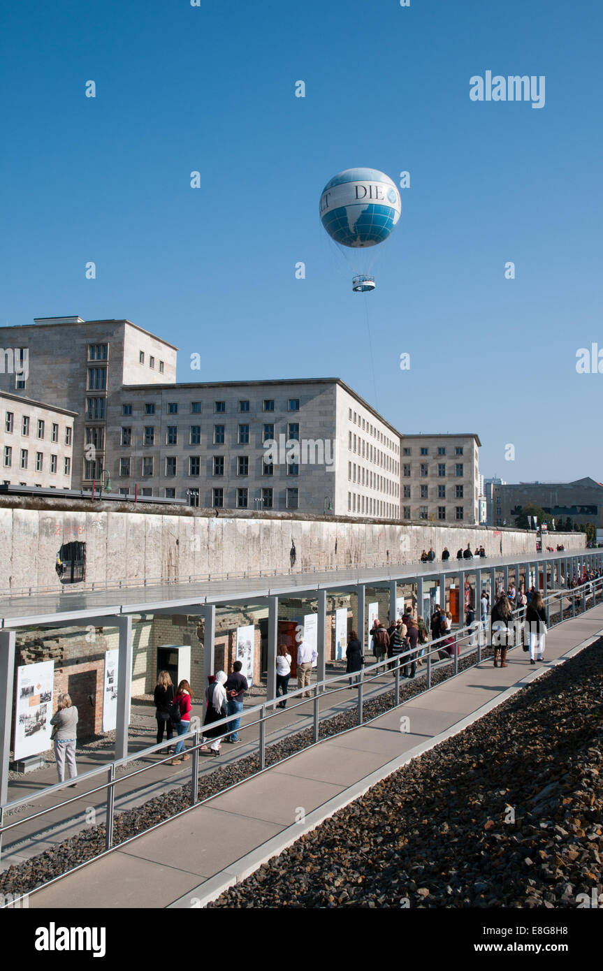 Topographie des Terrors an Stelle des ehemaligen SS- und Gestapo-Zentrale, Stretch der Berliner Mauer Stockfoto