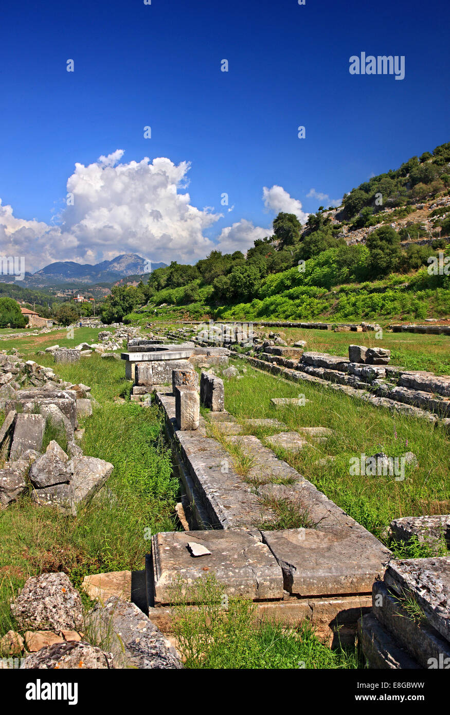 Die antike Agora an der archäologischen Stätte von Thermo, Etoloakarnania, Griechenland. Stockfoto