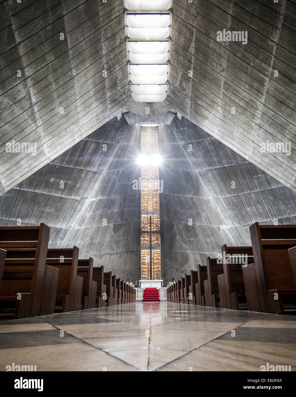 Str. Marys Kathedrale Tokio, entwickelt von japanischen Architekten Tange Kenzo (eingeweiht im Jahre 1964) Stockfoto