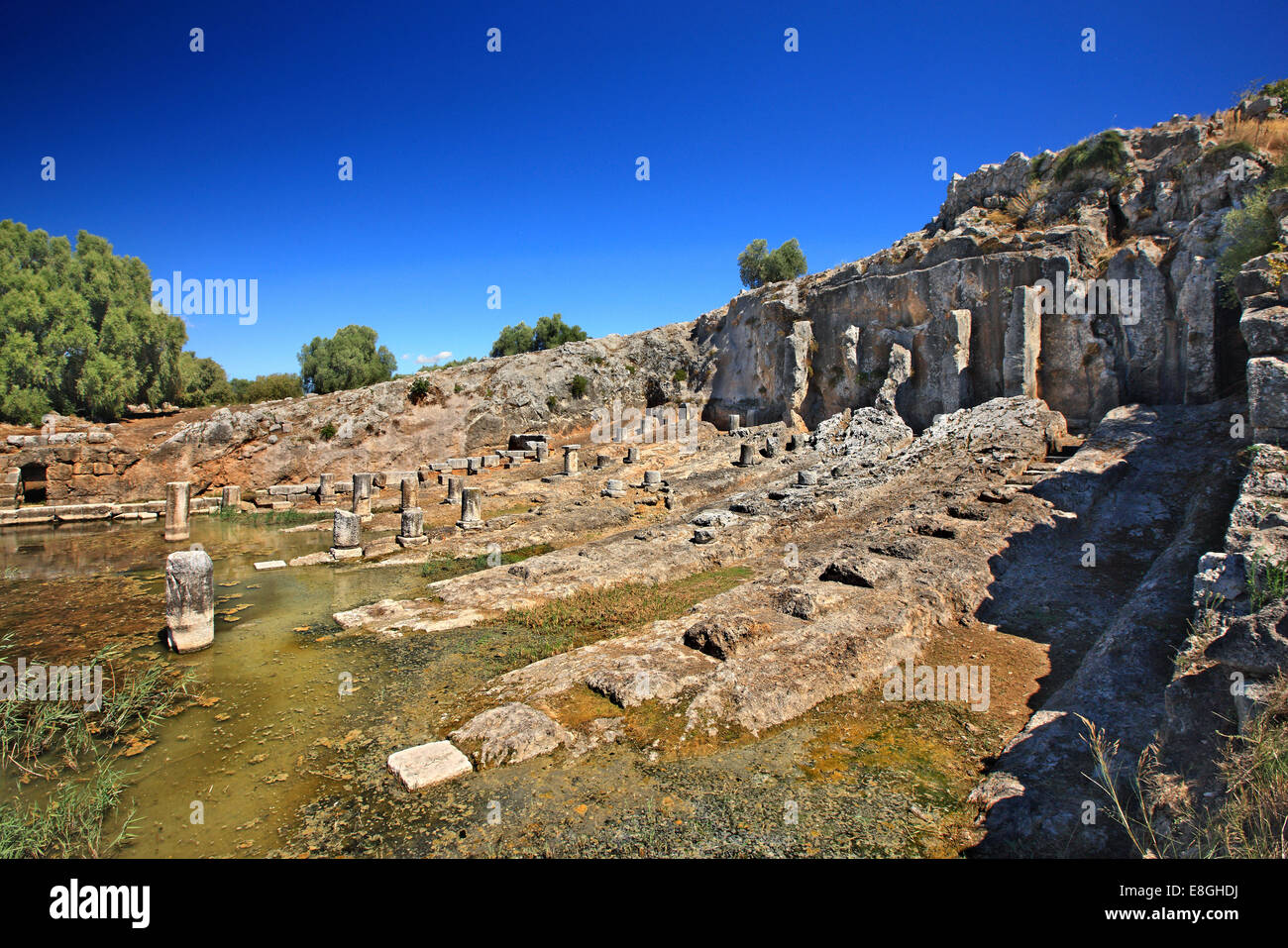 Alten Werften (4. Jh. v. Chr.-einmaliger Fund!) am alten Oiniades, in der Nähe von Katochi Dorf, Etoloakarnania, Griechenland. Stockfoto