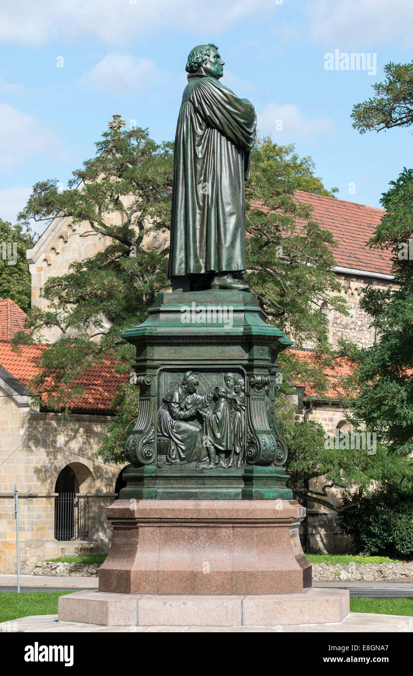 Luther Memorial, Westseite, Erleichterung des jungen Luther, Bronze, renoviert 1895, Bildhauer Adolf von Donndorf, Staat im Jahr 2014 Stockfoto