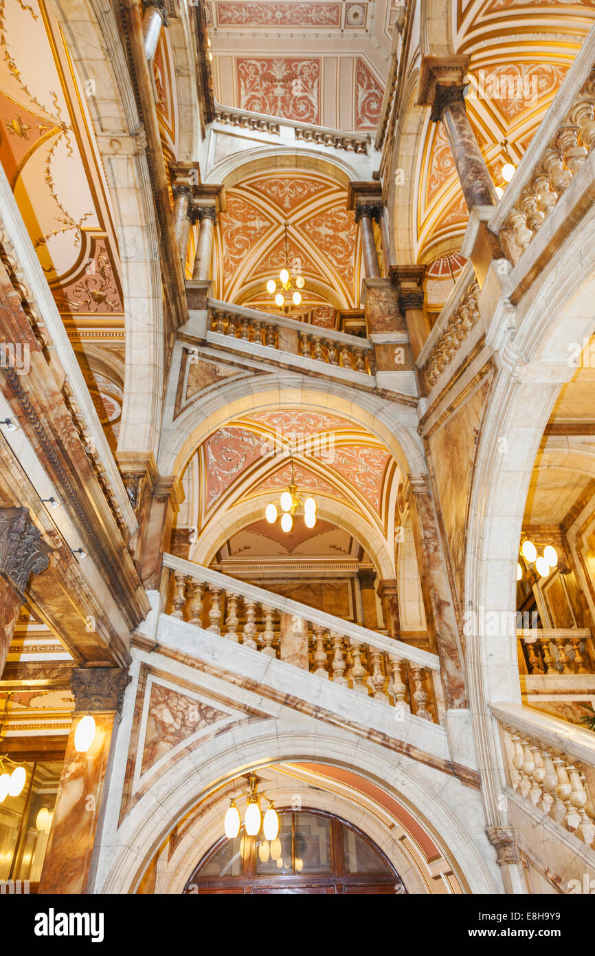 Schottland, Glasgow, George Square, Innenansicht des Glasgow City Chambers Gebäude Stockfoto