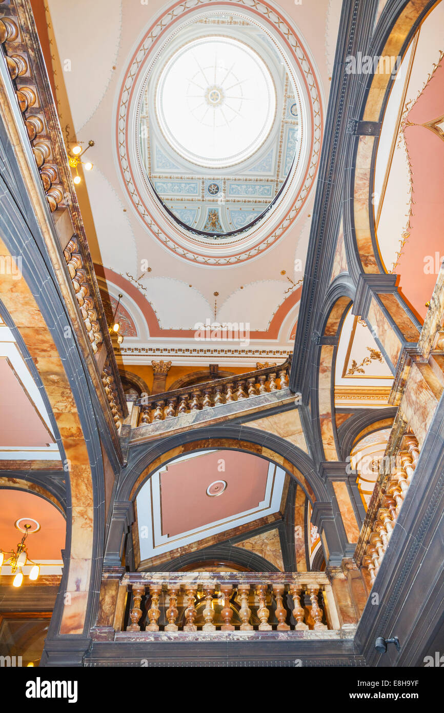 Schottland, Glasgow, George Square, Innenansicht des Glasgow City Chambers Gebäude Stockfoto