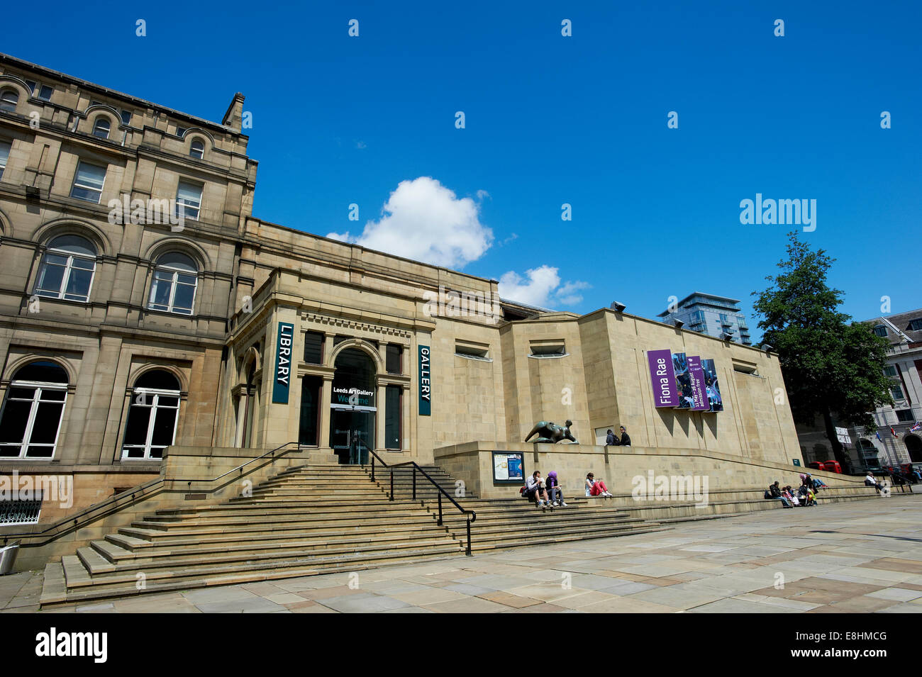 Leeds, UK. Leeds Kunst-Galerie und Bibliothek. Haupteingang auf der Headrow. Stockfoto