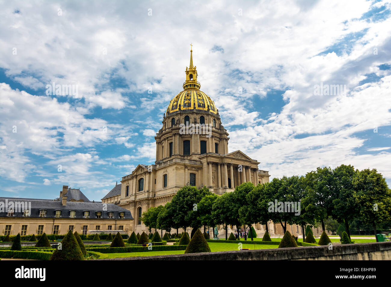 Hotel national des Invalides ist ein Komplex von Gebäuden mit Museen und Denkmäler, sowie ein Krankenhaus und eine Rente Stockfoto