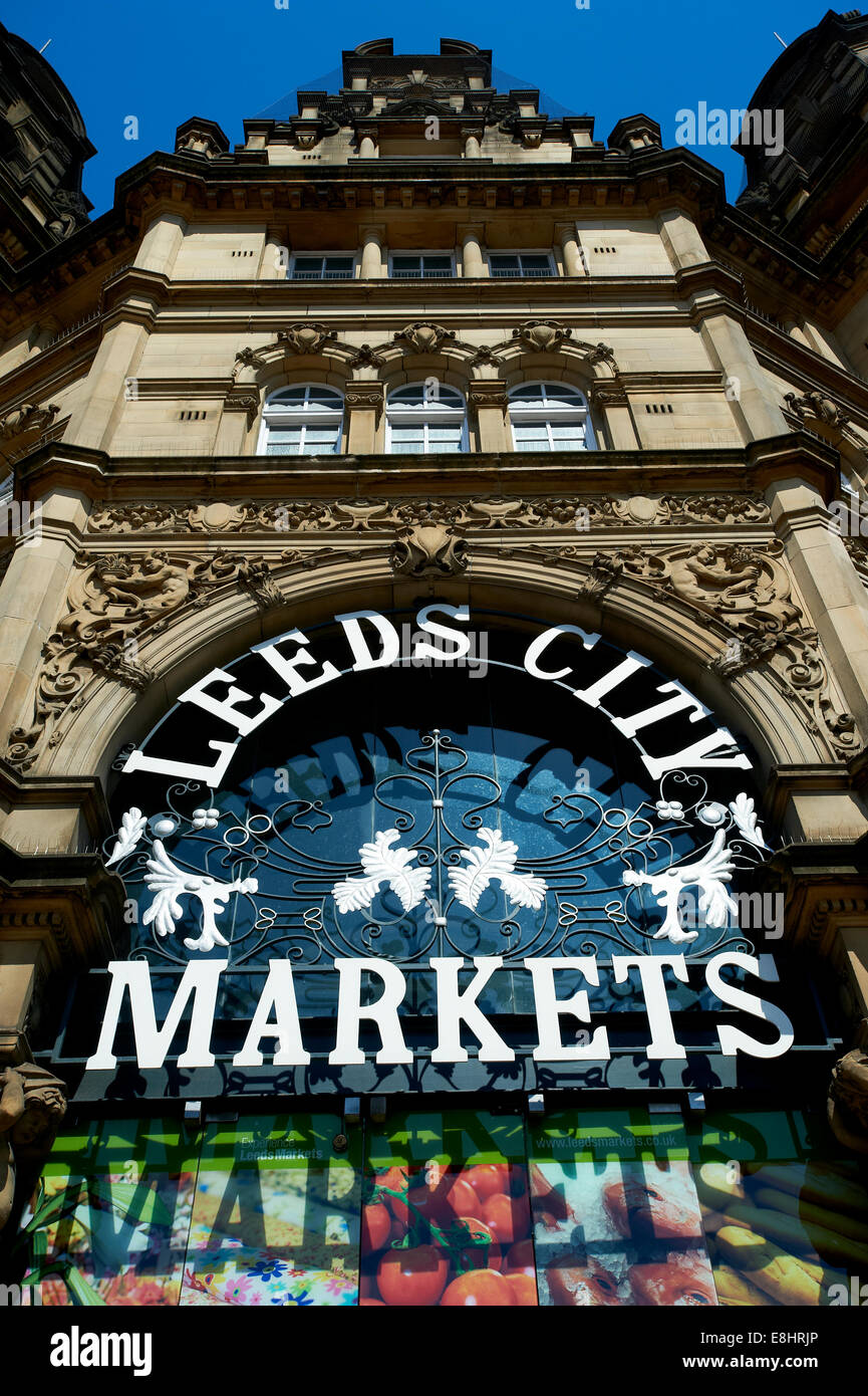 Leeds, Yorkshire, Großbritannien. Leeds Kirkgate Market, einem der größten Markthallen in Europa. Bau begann im Jahre 1857. Stockfoto