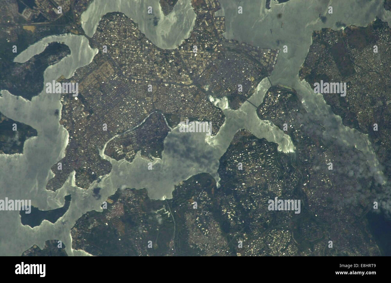 Eine Sammlung von Archivbildern, die Treichville und Abidjan, zwei wichtige städtische Gebiete an der Elfenbeinküste, zeigen, was Wachstum und Entwicklung des Landes unterstreicht. Stockfoto