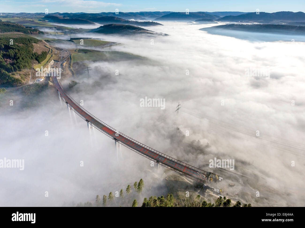 Luftbild, Talbrücke Nuttlar Viadukt, höchste Brücke in Nordrhein Westfalen, Sauerland, Nordrhein-Westfalen, Deutschland Stockfoto