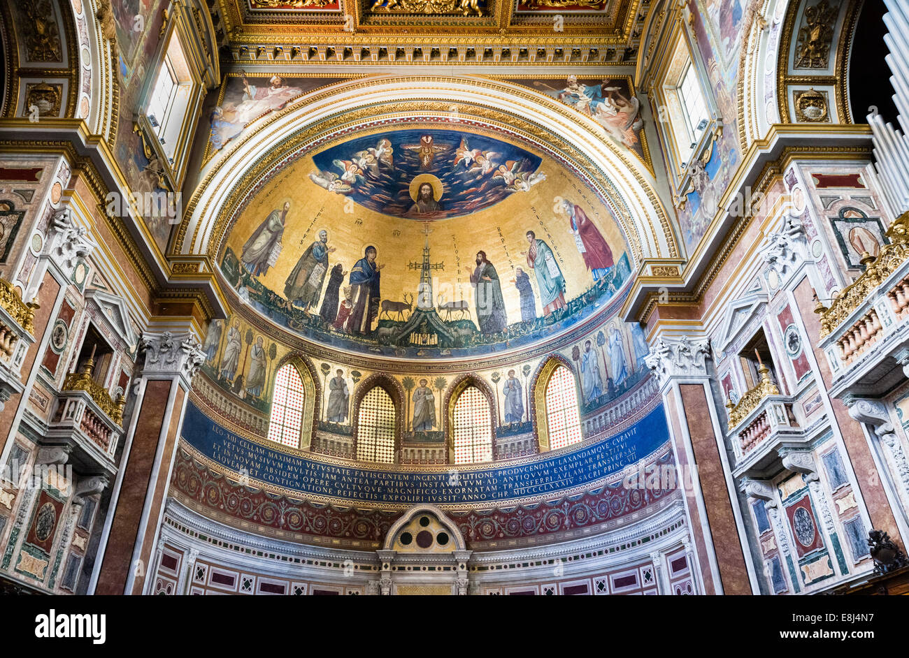 San Giovanni In Laterano Curiosità Apsis des Chores mit Mosaiken von Jacopo Torriti und Jacopo da Camerino