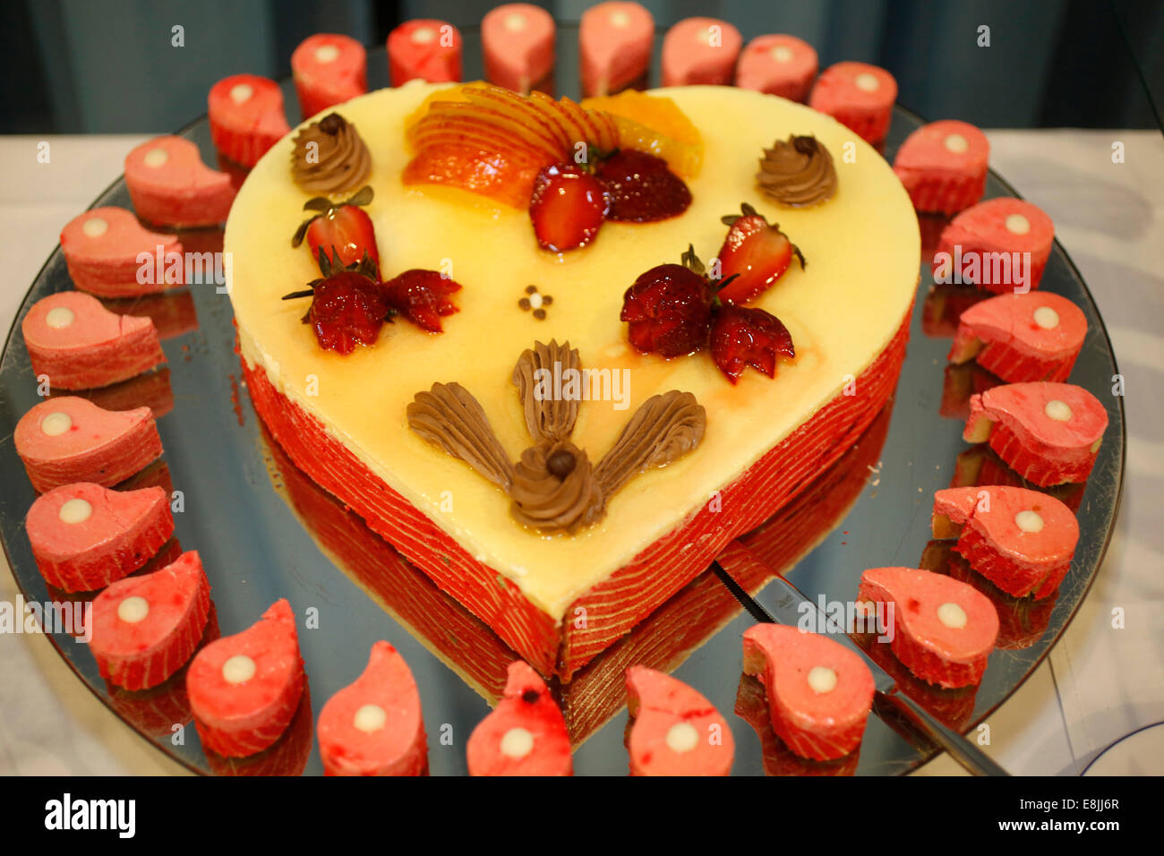 Herzförmigen Kuchen Stockfoto