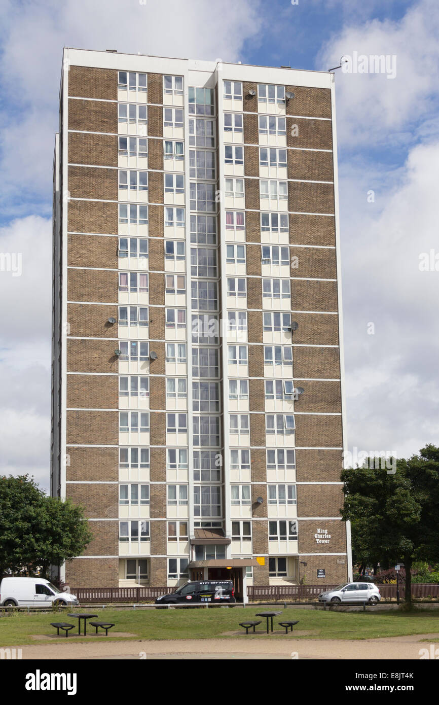 King Charles Tower, Newcastle ist ein 1961 Wohn-Hochhaus 1961 im modernistischen Stil erbaut. Stockfoto