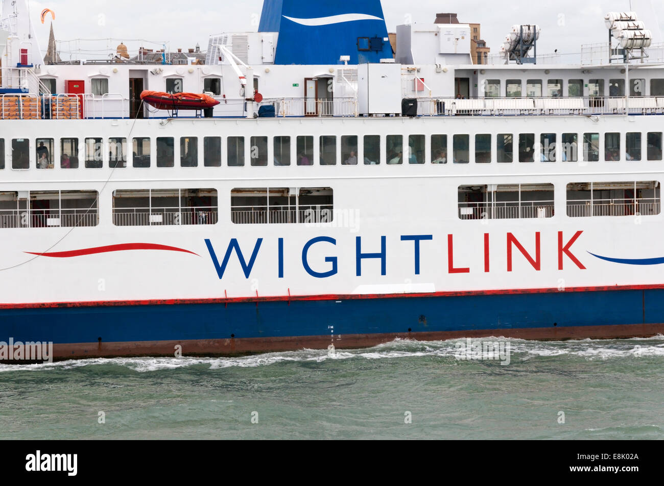 Die Wightlink Autofähre zwischen Portsmouth und der Isle Of Wight. Stockfoto