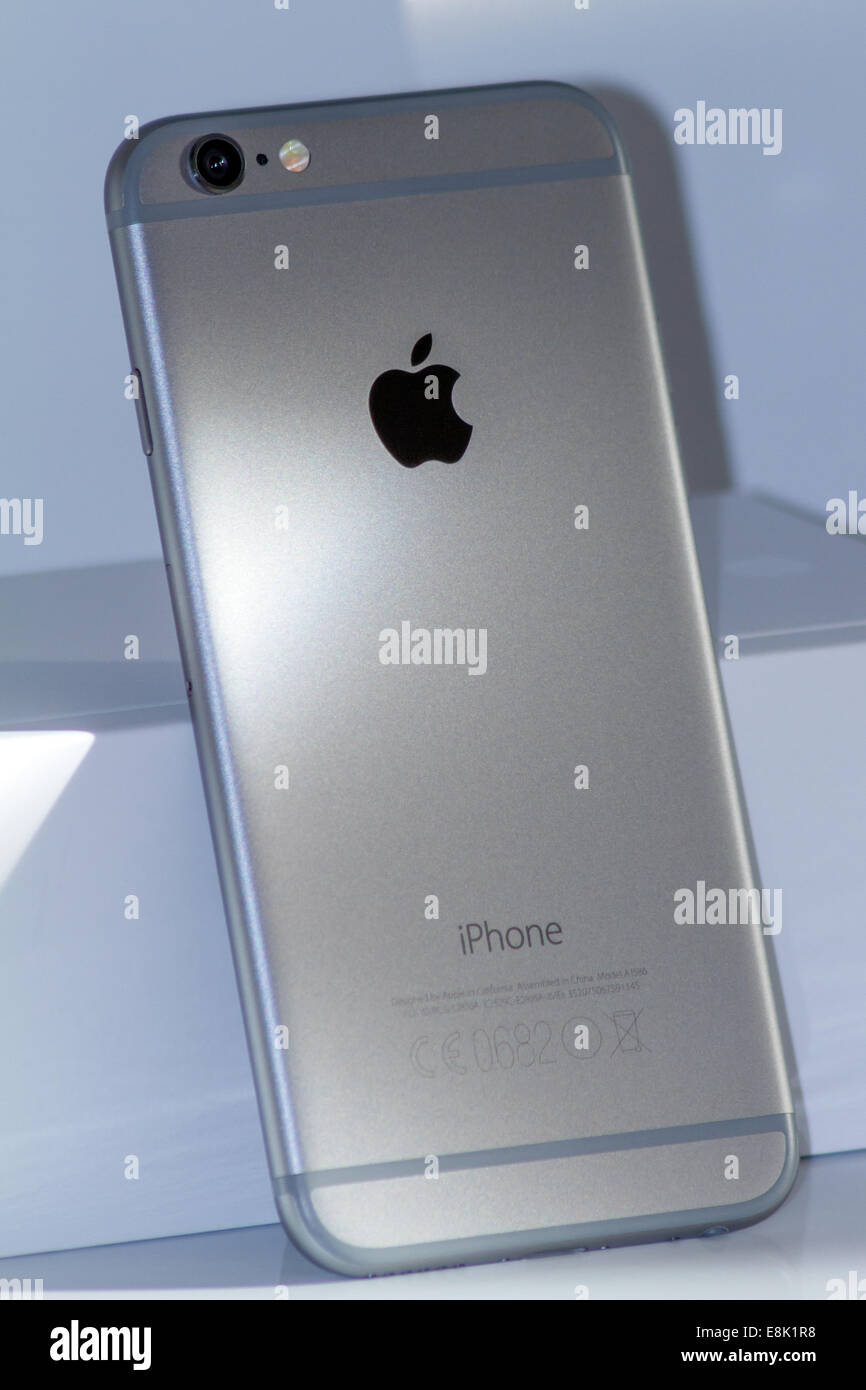 Apple iPhone 6 Heckschale Kamera und Apple-Logo Stockfoto