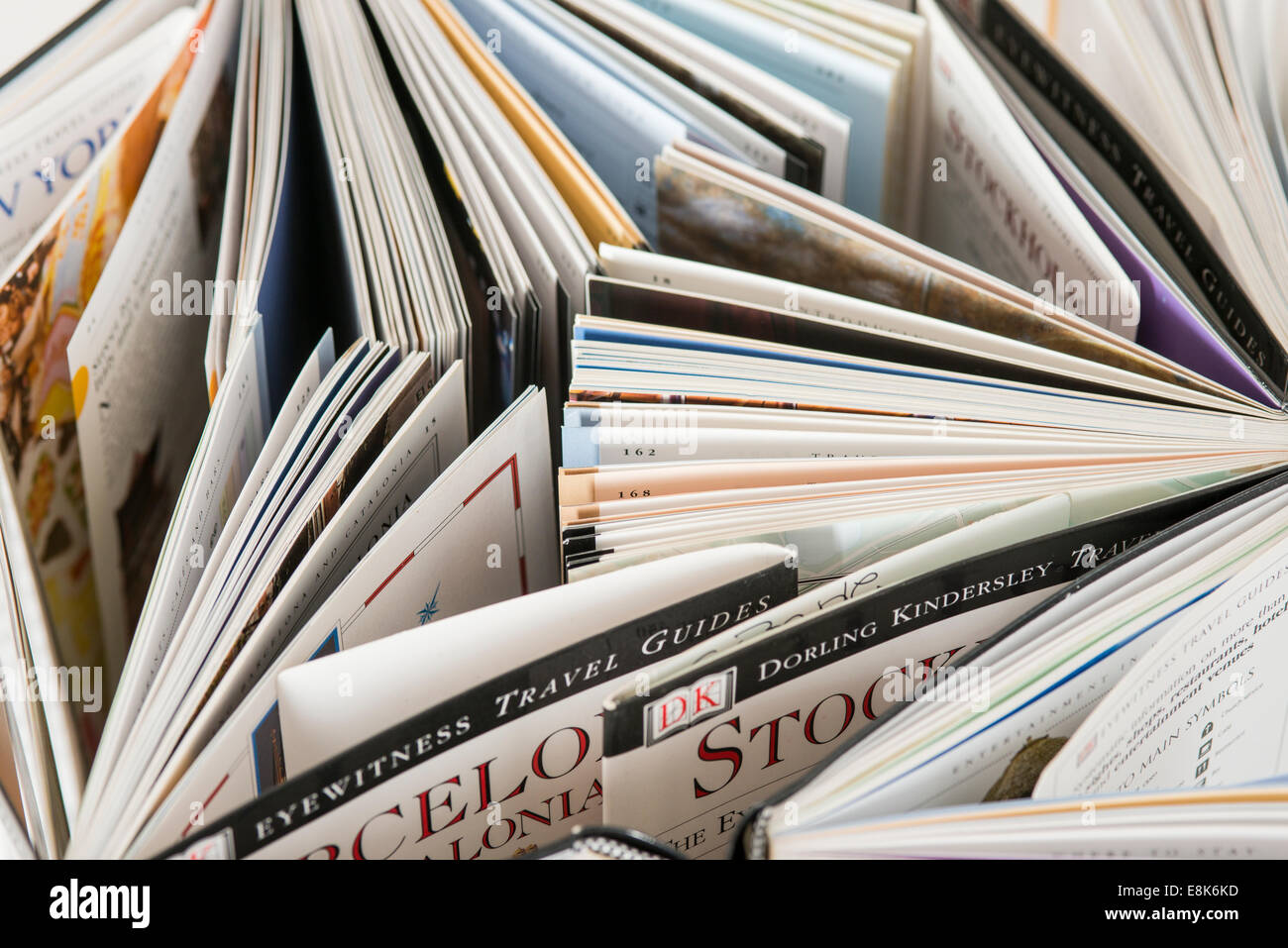 Führer, offen, Reisebücher, von oben, DK Eyewitness Guides gesehen Stockfoto
