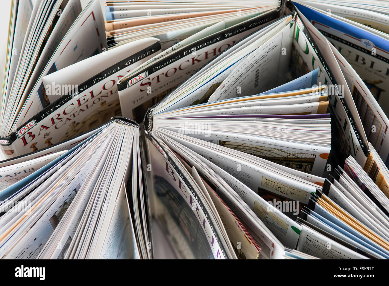 Führer, offen, Reisebücher, von oben, DK Eyewitness Guides gesehen Stockfoto