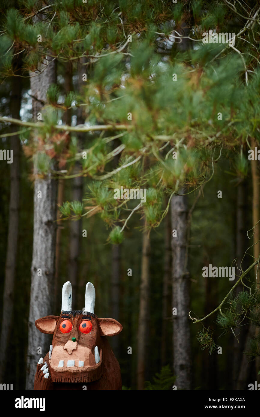 Der Start aus dem Kinderbuch von Schriftsteller und Dramatiker Julia Donaldson The Gruffalo zu karikieren und illustriert von Axel Sche Stockfoto