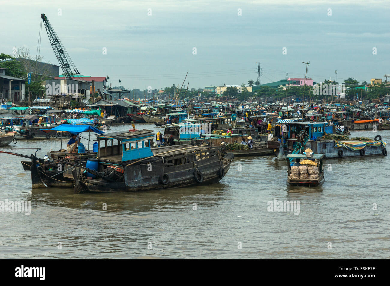 Cai Rang des schwimmenden Großhandelsmarkt in Can Tho, Vietnam. Stockfoto