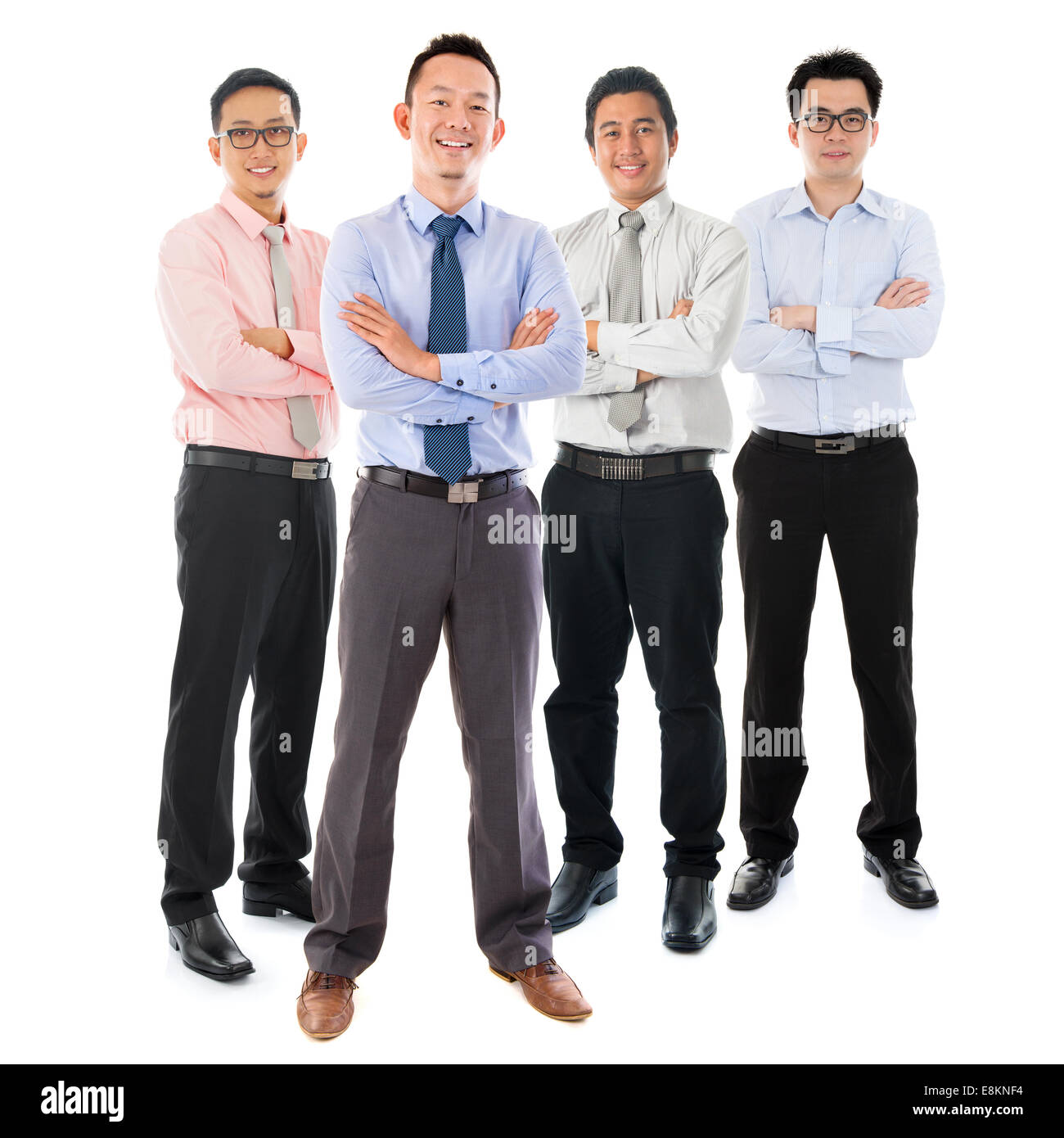 Porträt der Gruppe Südost Asiatische Geschäftsleute stehen isoliert auf weißem Hintergrund Stockfoto