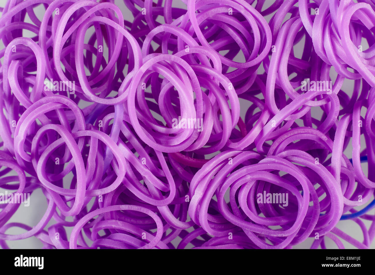 Hell lila Loom Bands. Detail. Hautnah. Stockfoto