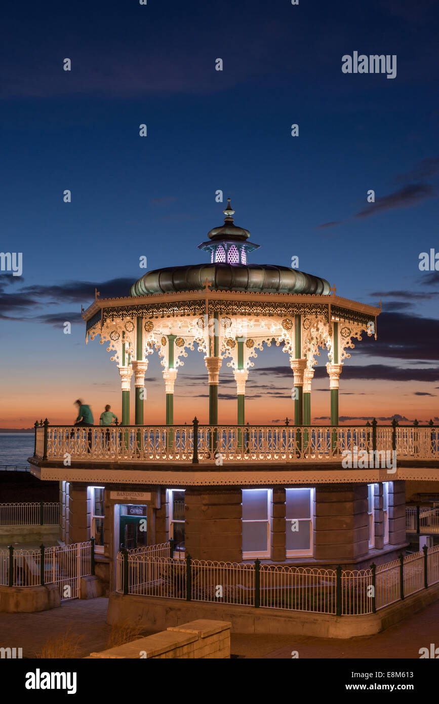 Die vor kurzem restauriert Musikpavillon auf Brighton Seafront. Stockfoto