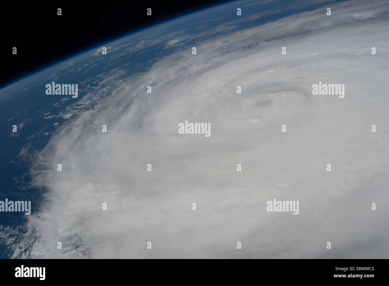 11. Juli 2013 - Blick aus dem Weltall von Taifun Soulik östlich von Nordtaiwan. Stockfoto