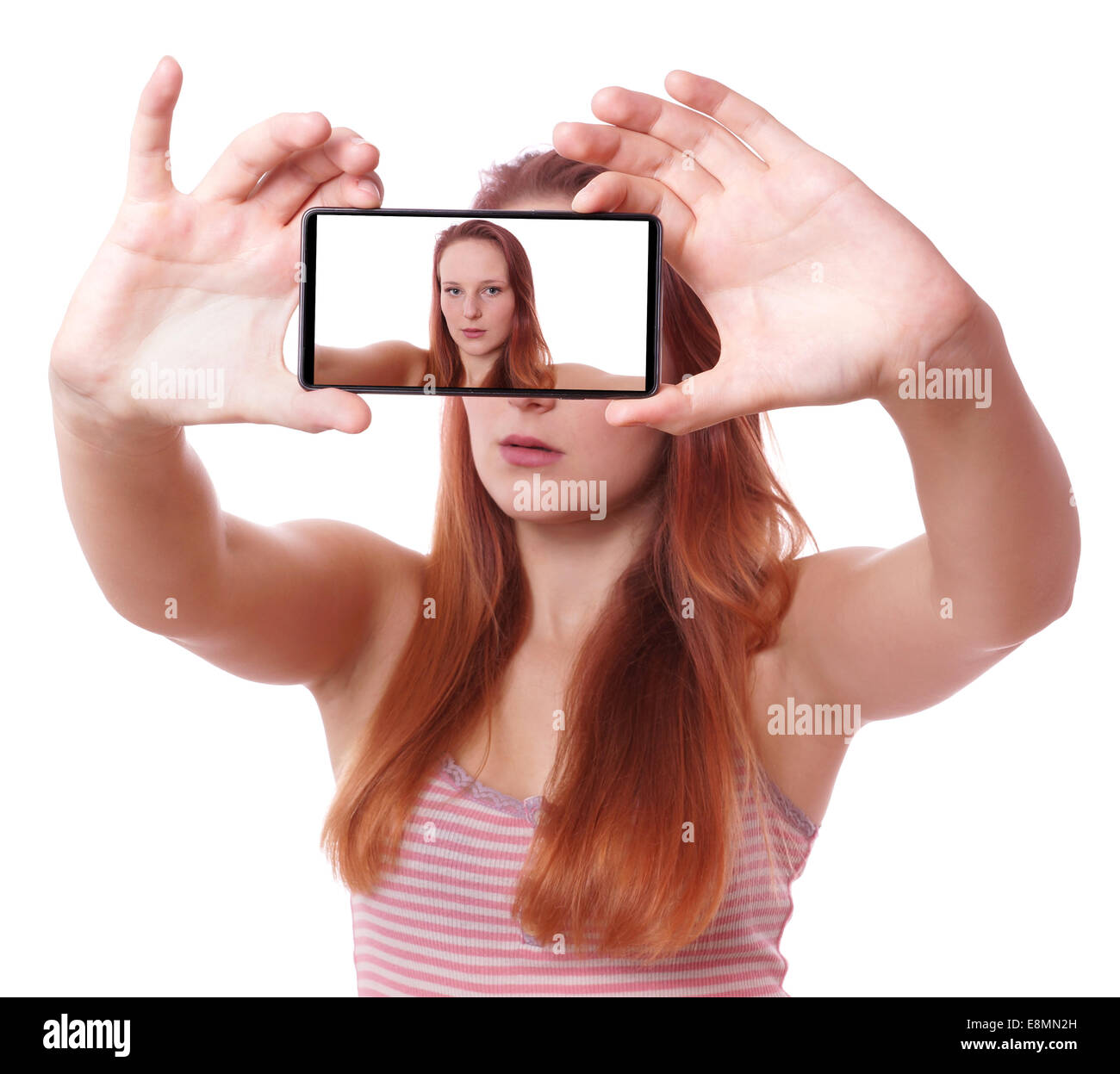 junge Frau, die die Selfie mit Handy Stockfoto