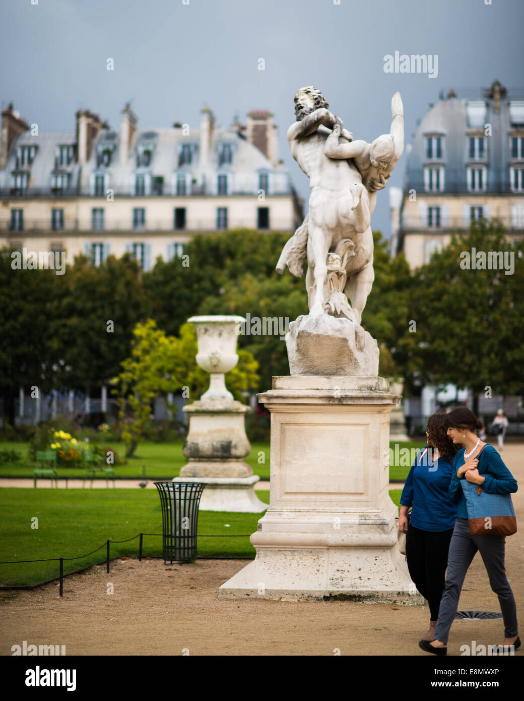 Außenansichten des Louvre, Tuileries Palast und umliegenden Parks, Paris, Frankreich Stockfoto