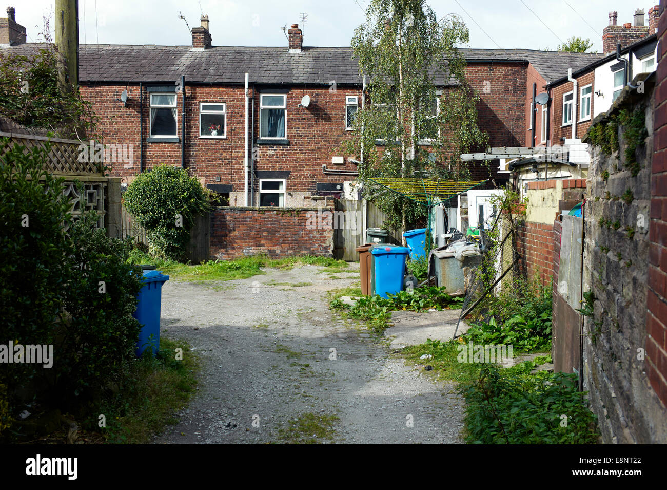 Rückseiten der Reihenhäuser in Adlington, Lancashire Stockfoto