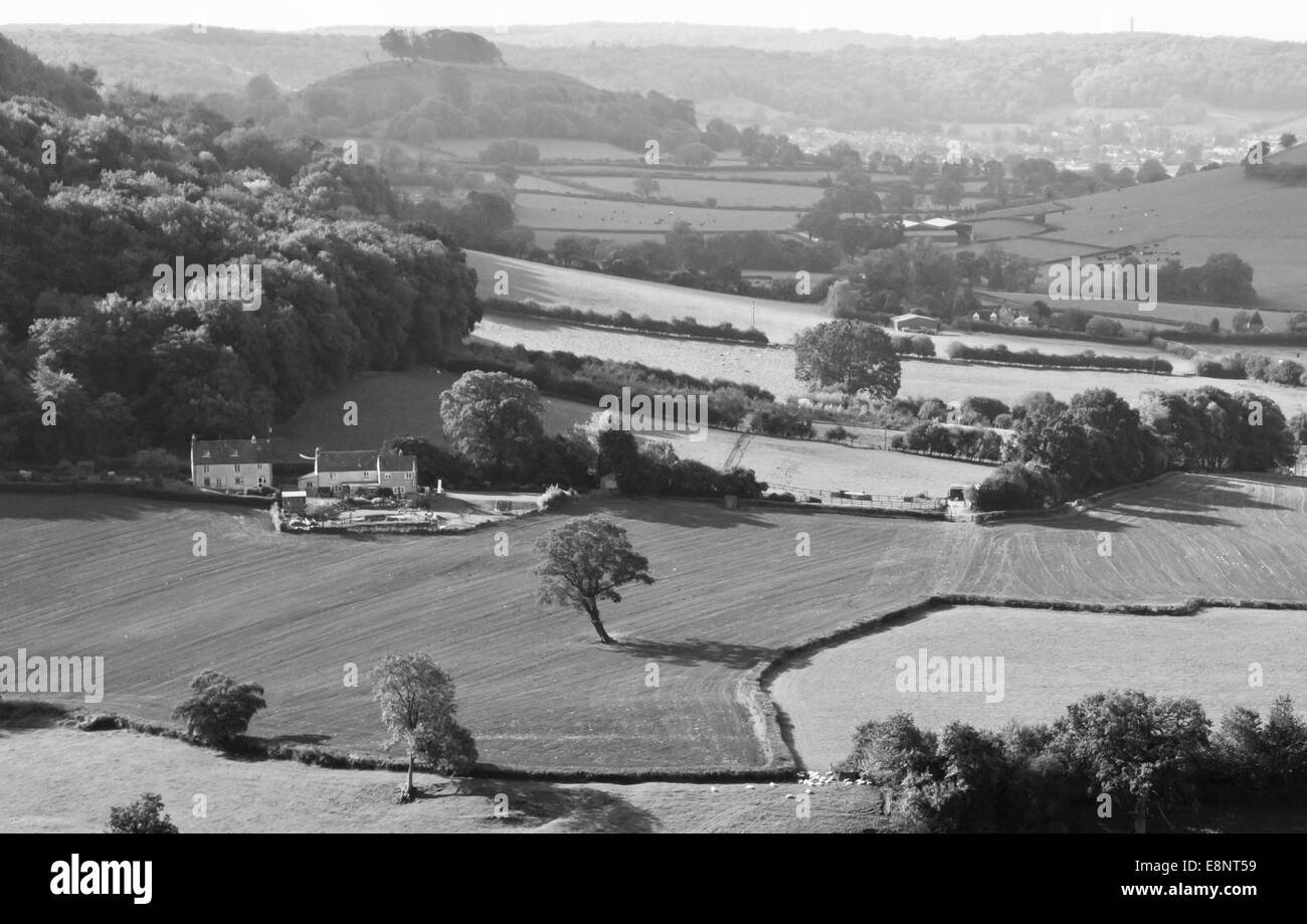 Aussicht vom Coaley Berg Anzeigebereich in den Cotswolds in der Nähe von Nympsfield Gloucestershire, England. Stockfoto