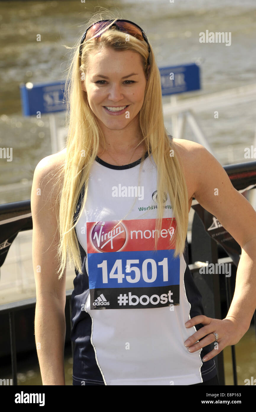 Virgin London-Marathon: Prominente - Fototermin Featuring: Amy Guy Where: London, Vereinigtes Königreich bei: 9. April 2014 Stockfoto