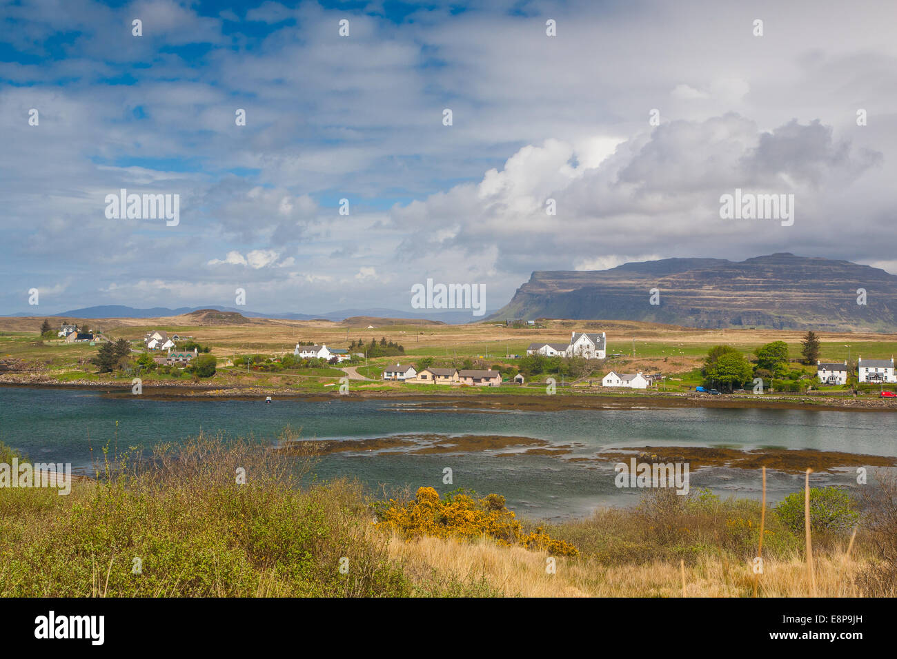 Blick auf ein abgelegenes Dorf namens Bunessan Dorf, Isle of Mull, Argyll & Bute, Scotland UK Stockfoto