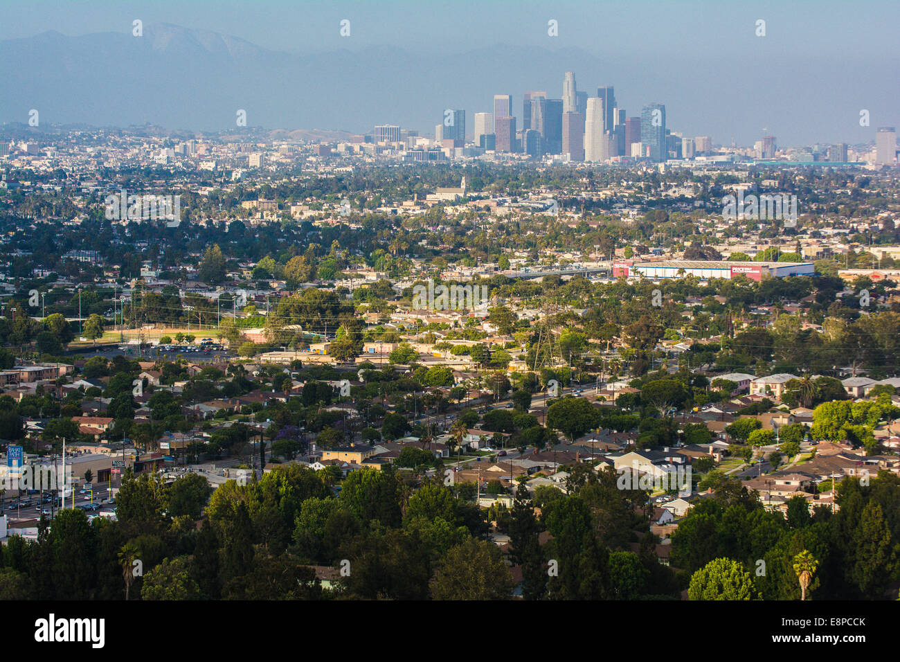 Blick auf die Gegend von Los Angeles von Baldwin Hills Scenic Overlook, Los Angeles, Kalifornien, USA Stockfoto