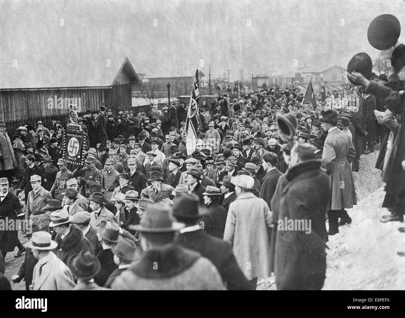 Erster NSDAP-Parteikongress im Marsfeld in München vom 27. Bis 29. Januar 1923. Fotoarchiv für Zeitgeschichtee – KEIN KABELDIENST – Stockfoto