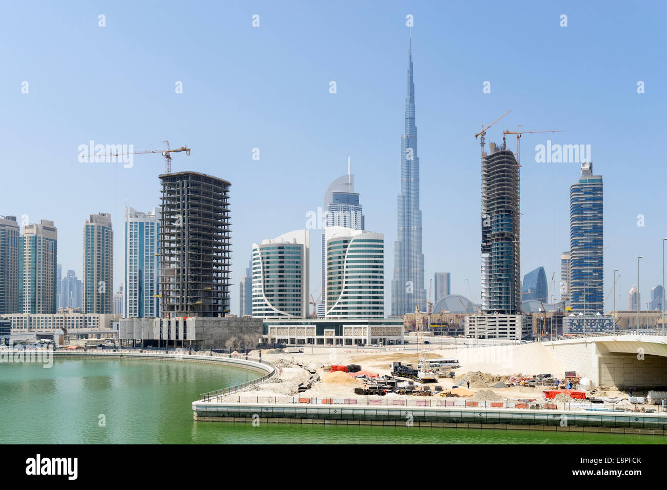 Skyline Blick auf Bau im Business Bay District in Dubai Vereinigte Arabische Emirate Stockfoto