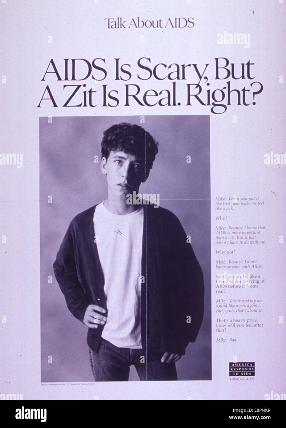 Dieses Bild zeigt eine kühne Aussage, in der die wirkliche Angst vor einem Zahn mit den breiteren gesellschaftlichen Ängsten vor AIDS verglichen wird. Es ist Teil einer Reihe von Plakaten im Bereich der öffentlichen Gesundheit, die das Bewusstsein für die Schwere von AIDS in den 1980er und 1990er Jahren schärfen sollen Stockfoto