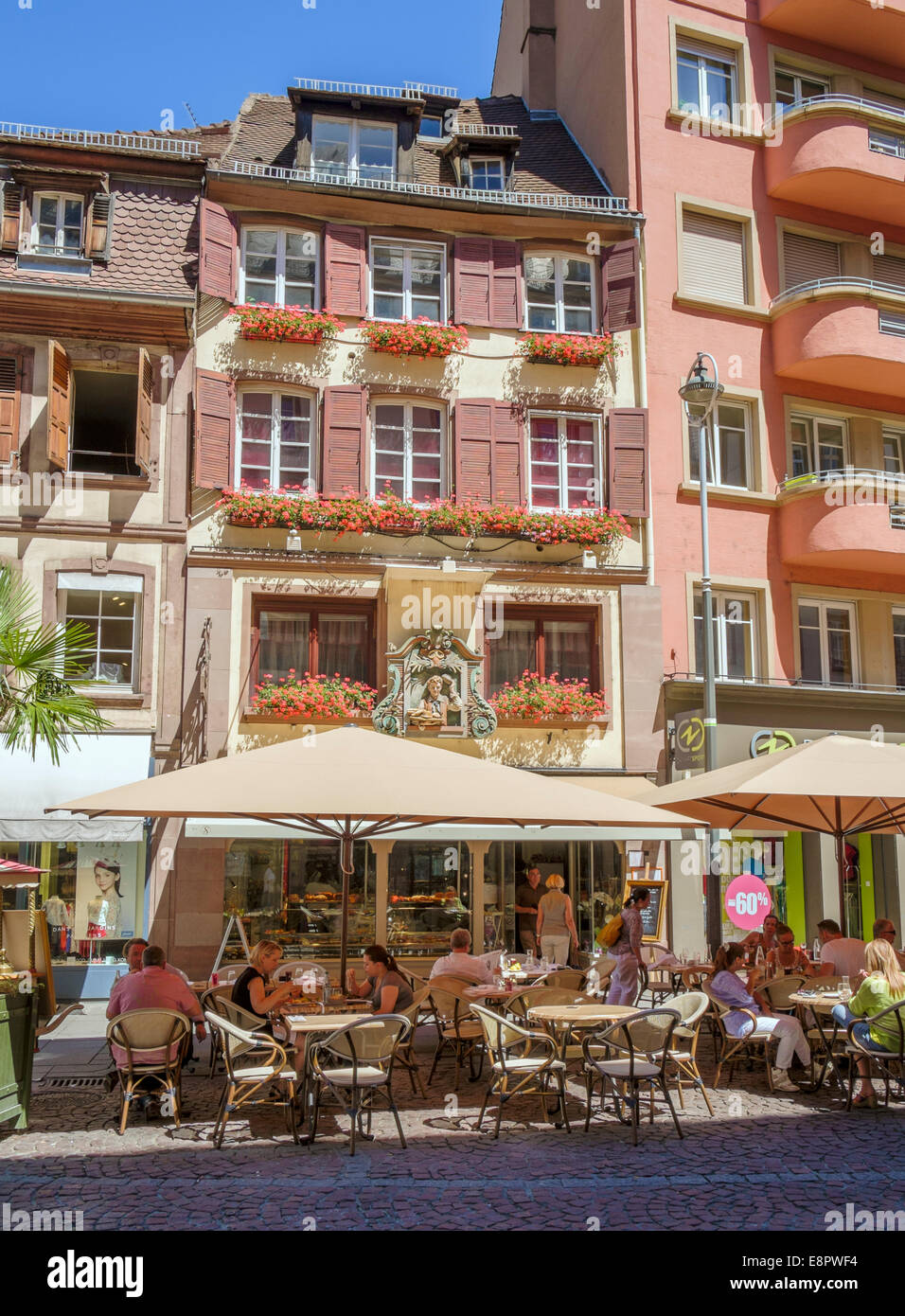 Straßburg-Café, Frankreich, Europa - im Stadtteil Petite France Stockfoto