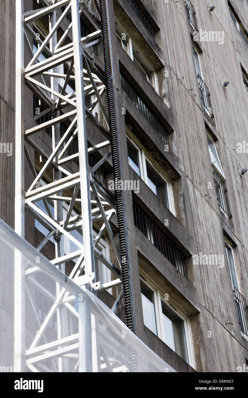 Selektiven Fokus Bild der Hochhaus-Sanierung Stockfoto