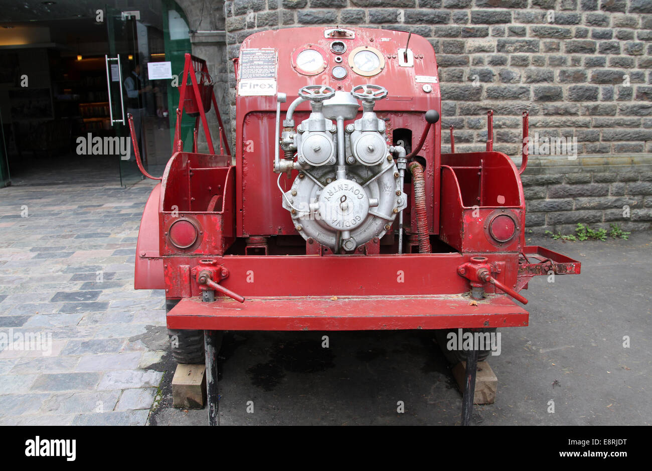 Godiva Pumpen Feuer auf dem Display auf die Viceregal Lodge in Shimla Stockfoto