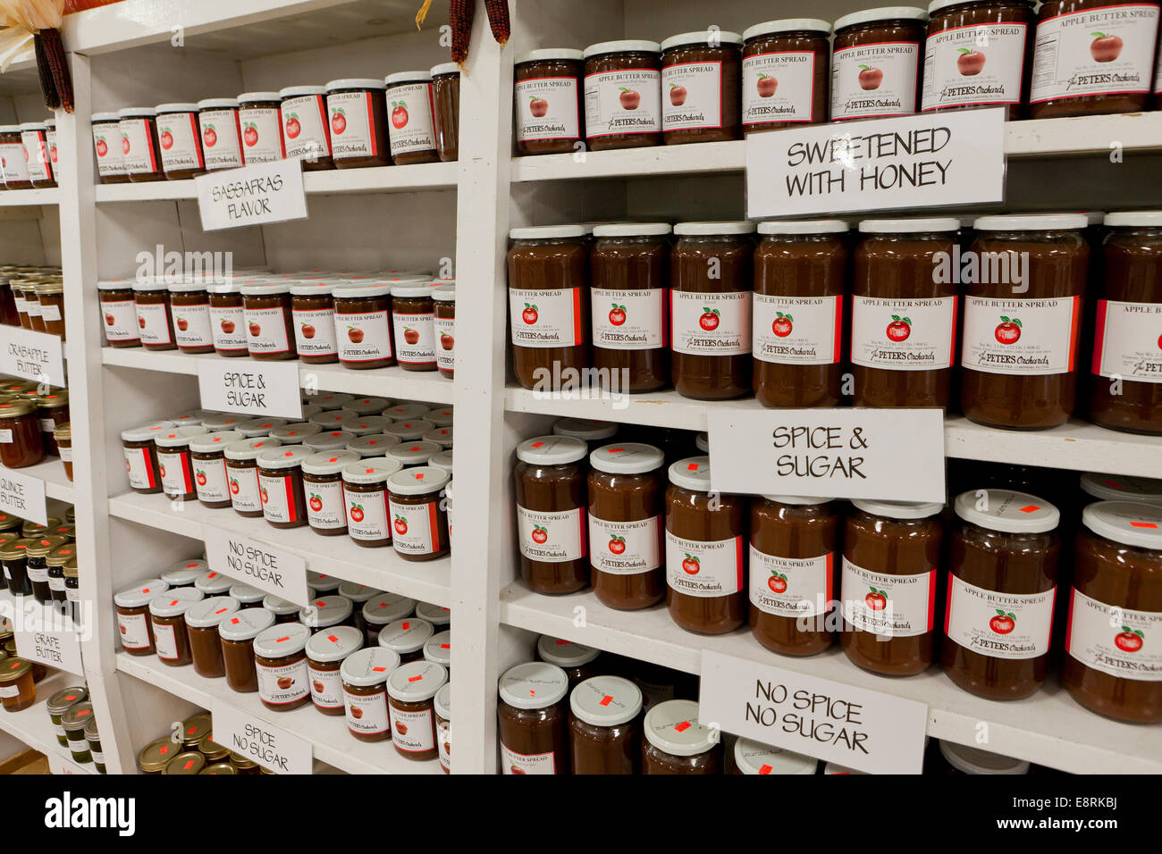 Marmeladen und Gelees zum Verkauf auf Markt - Pennsylvania USA Stockfoto