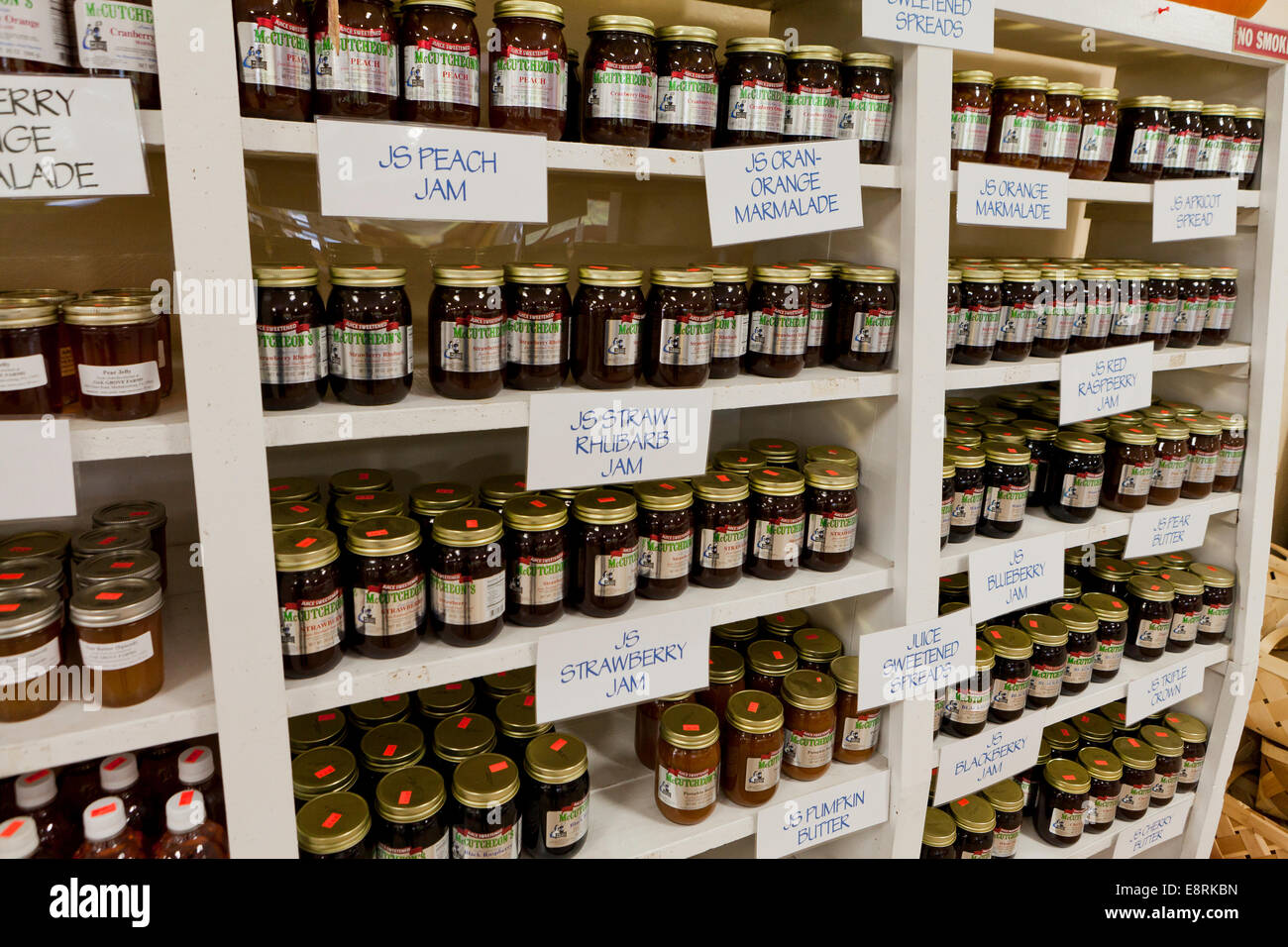 Marmeladen und Gelees zum Verkauf auf Markt - Pennsylvania USA Stockfoto