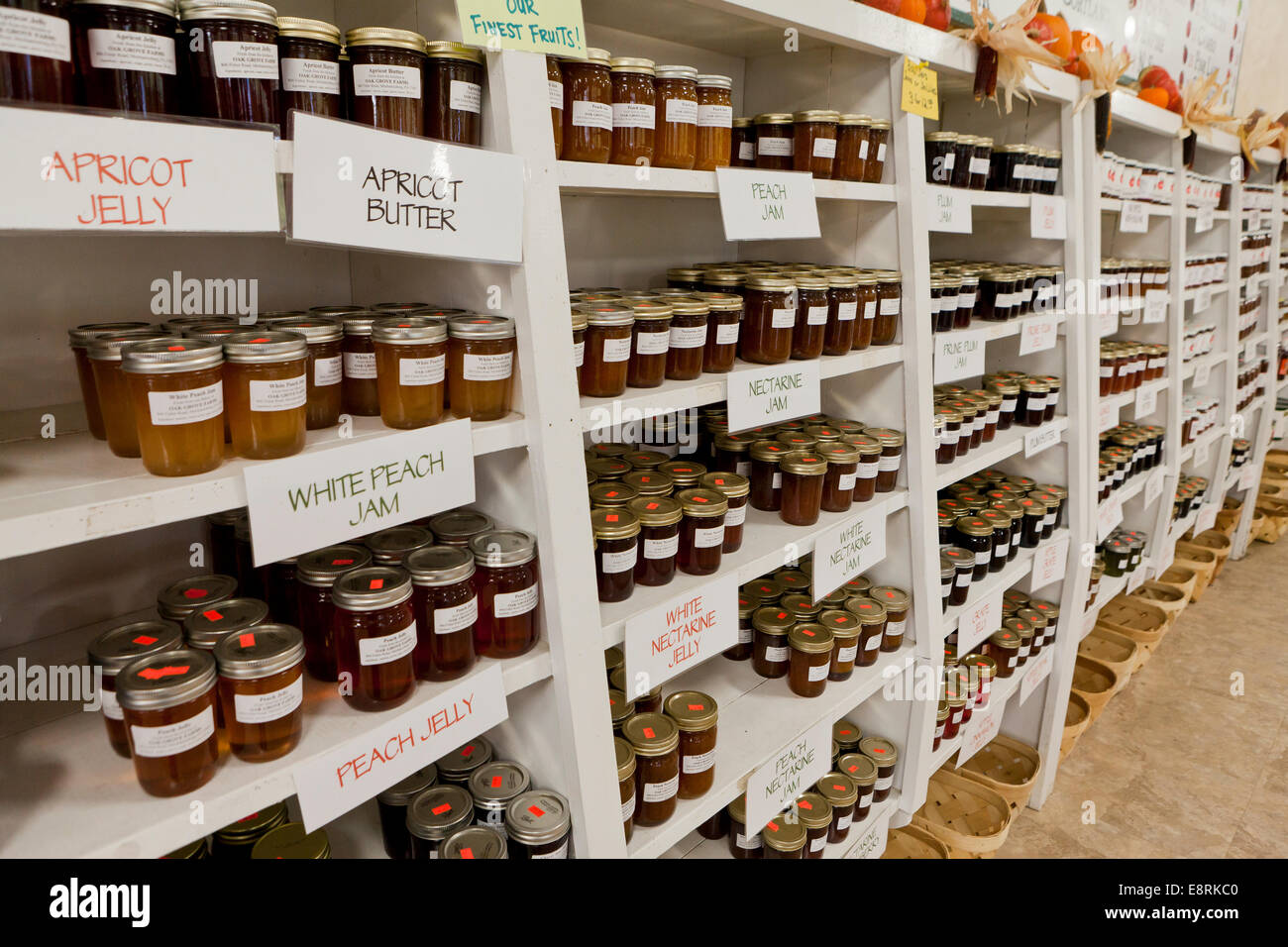 Marmeladen und Gelees zum Verkauf auf Markt - Pennsylvania USA Stockfoto